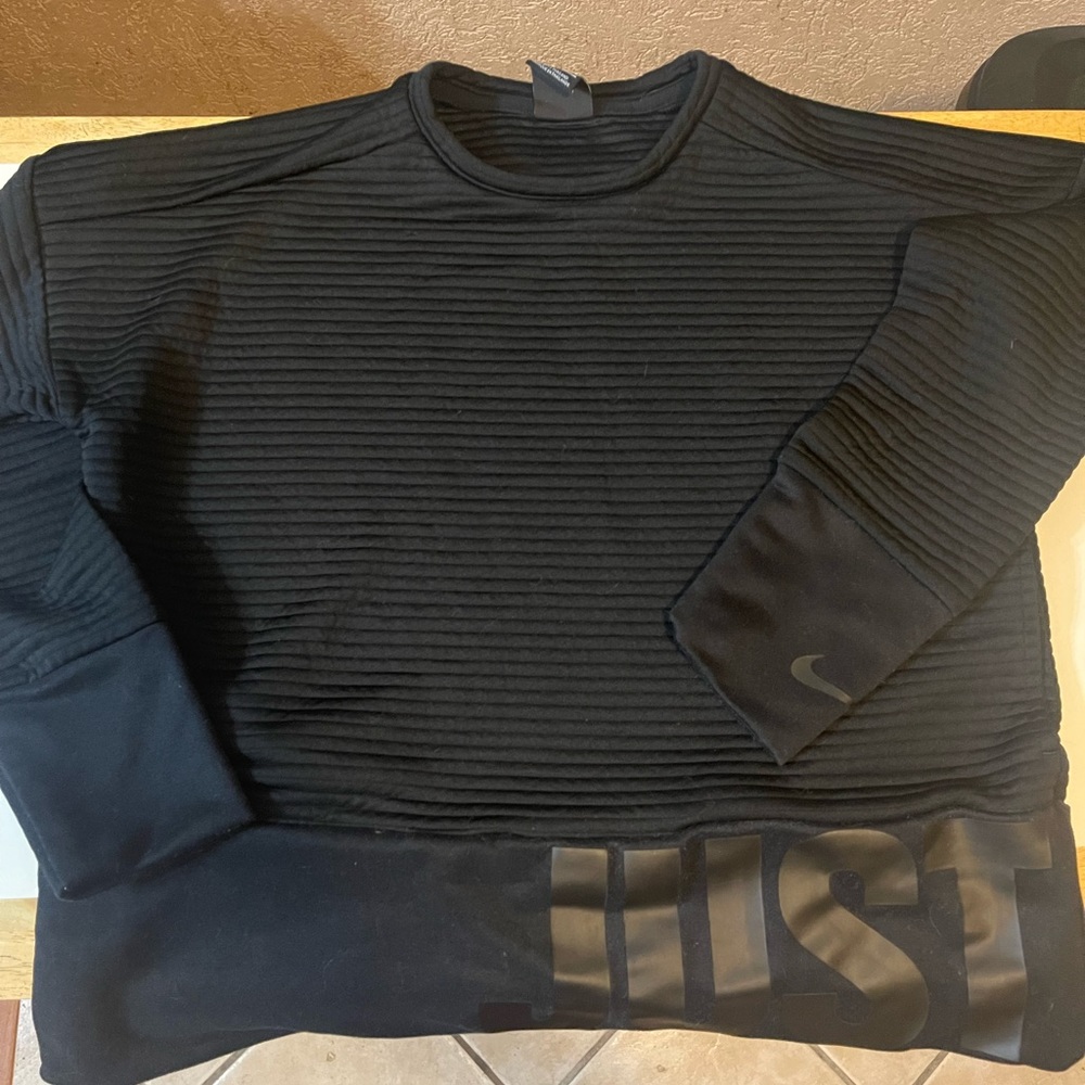 NIKE PULLOVER XS EUC- Black long sleeve crew neck, great condition, and pockets!